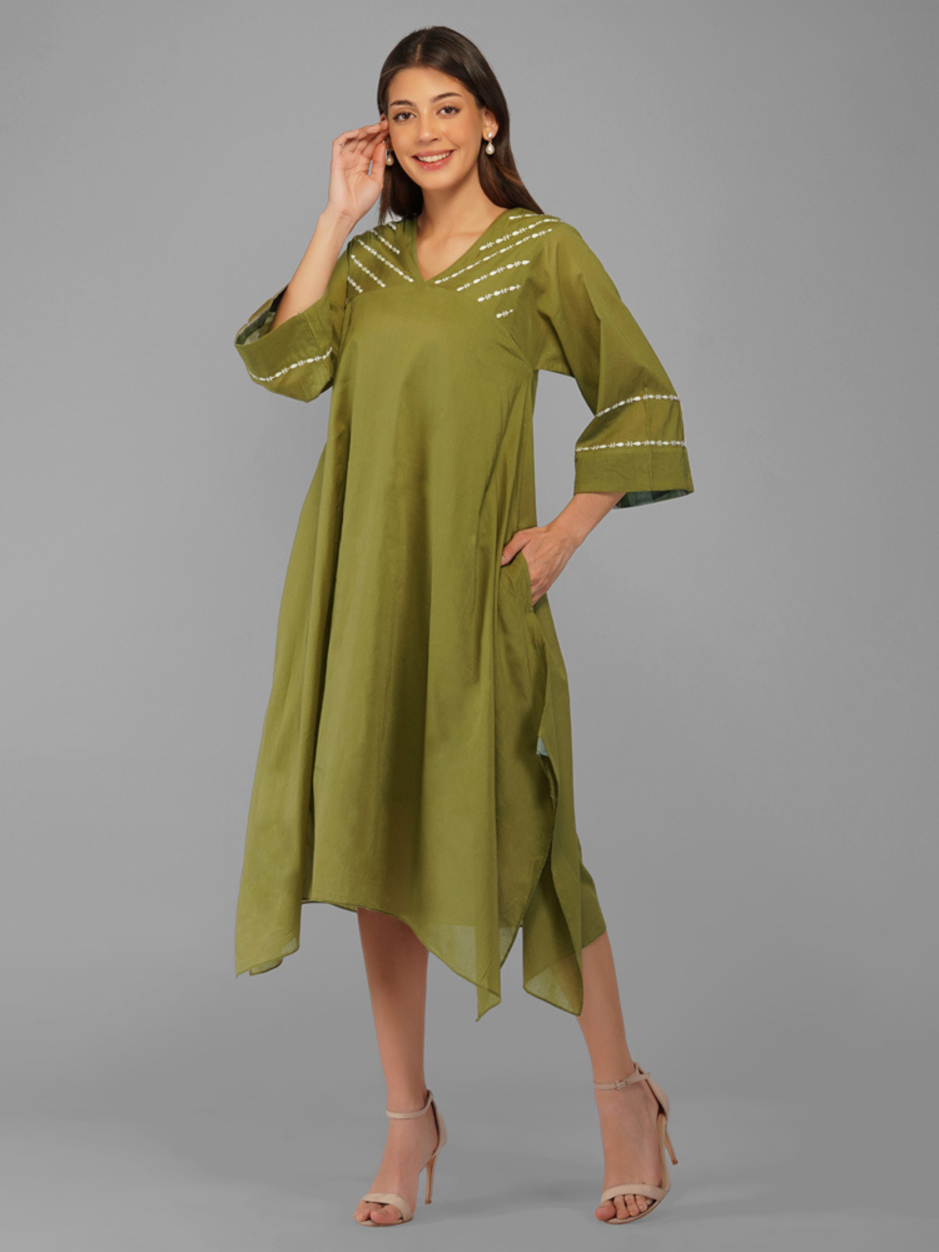 Rhea Dress in Cotton Mulmul in Forest Green