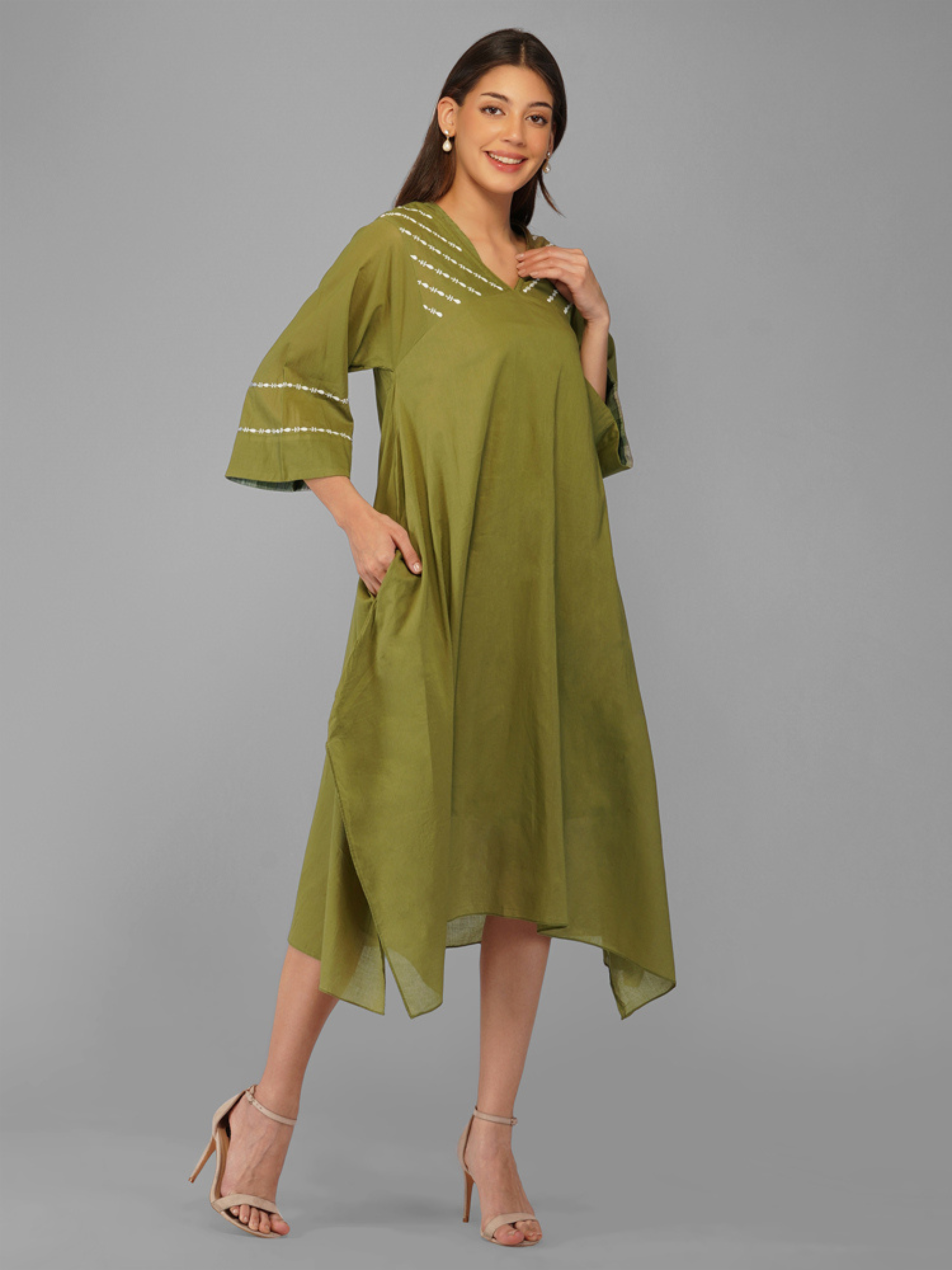 Rhea Dress in Cotton Mulmul in Forest Green