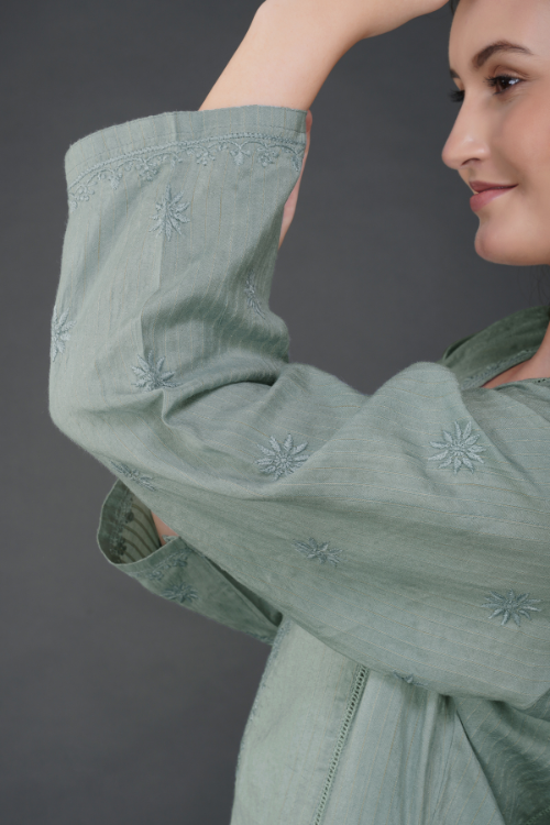 Phae Nidhi Handloom Cotton Kurta Set with Hand Chikankari