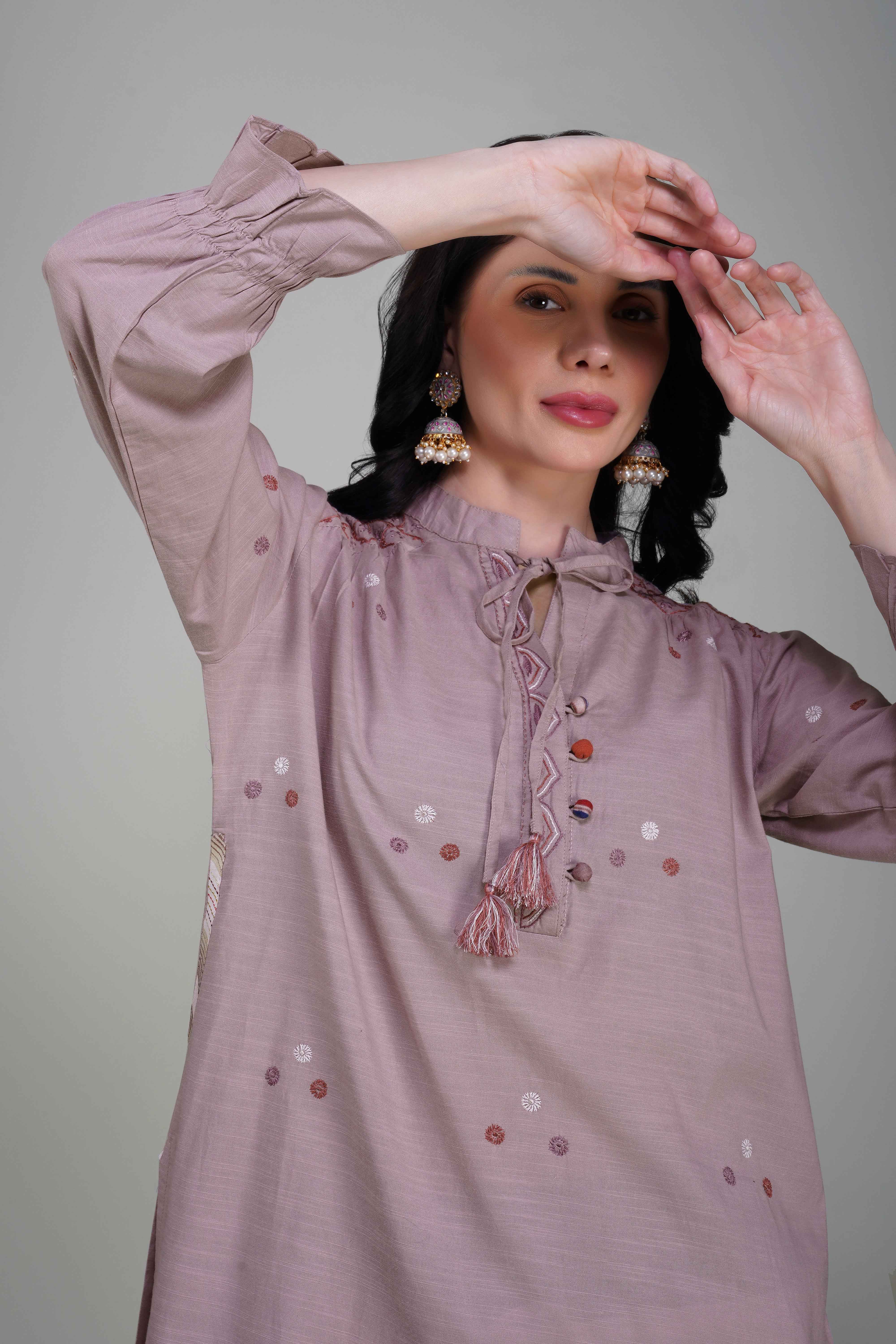 Phae Zeynep Kurta