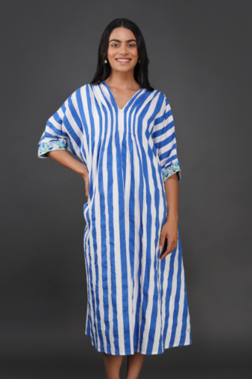 P.H.A.E. - Phae Juhi Kaftan in Cotton Jacquard | Indian Chikankari