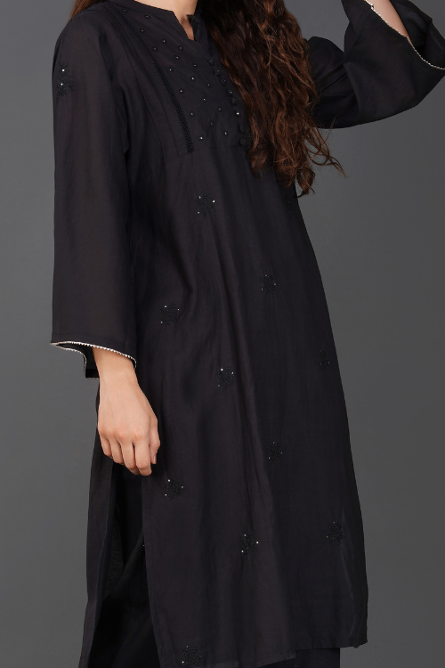 P.H.A.E. - Phae Adele Kurta | Indian Chikankari