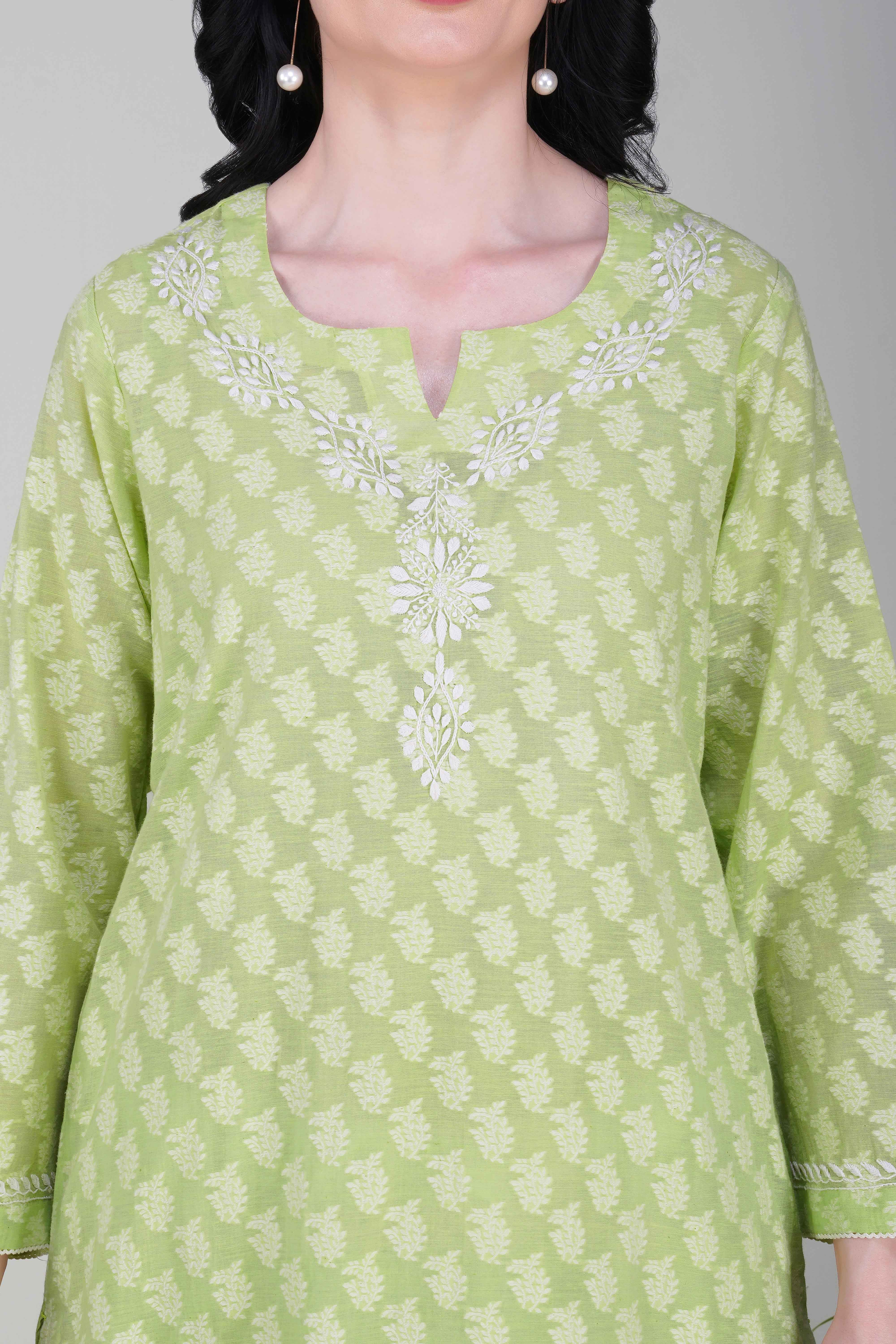 Phae Aahana Kurta in Lime Green