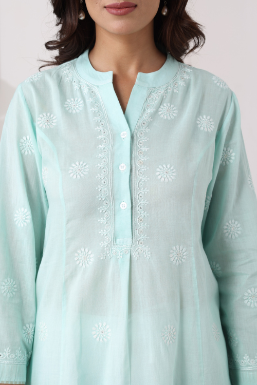 Phae Nabhya Kurta in Mulmul