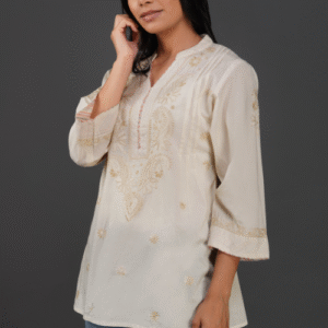 Phae Zayna Kurti