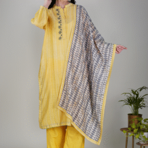 Phae Saika Co-Ord Set in Yellow